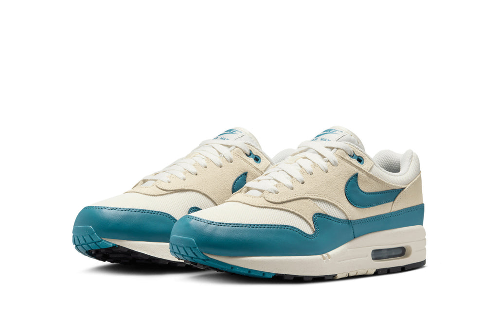 Nike Air Max Essential "Soft Pearl & Smoky Blue"