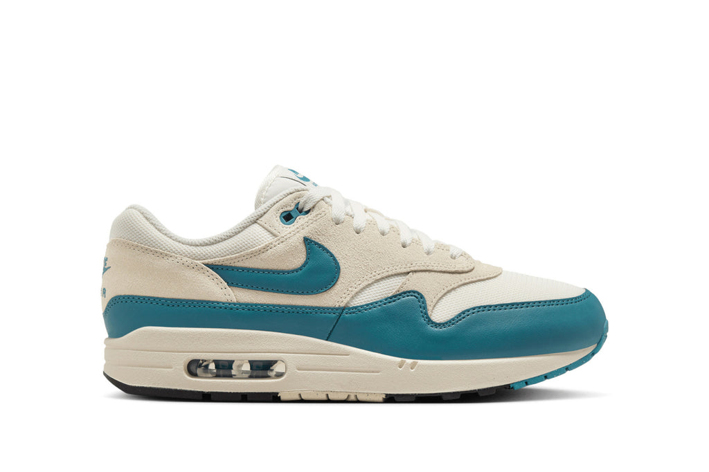 Nike Air Max Essential "Soft Pearl & Smoky Blue"