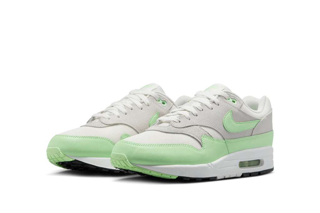 Nike Air Max Essential "Vapour Green"