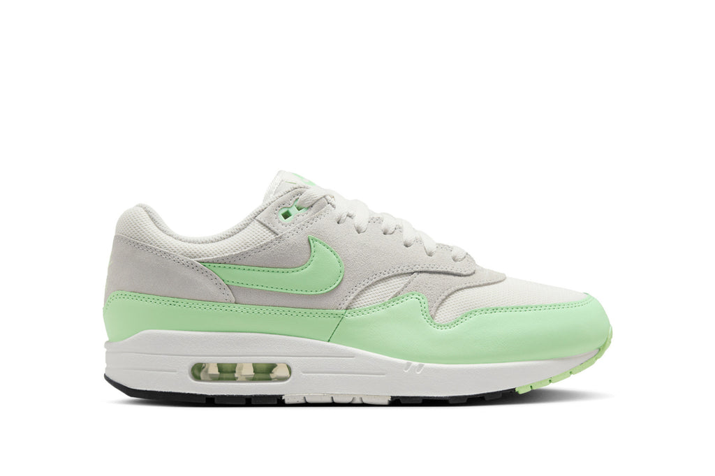 Nike Air Max Essential "Vapour Green"