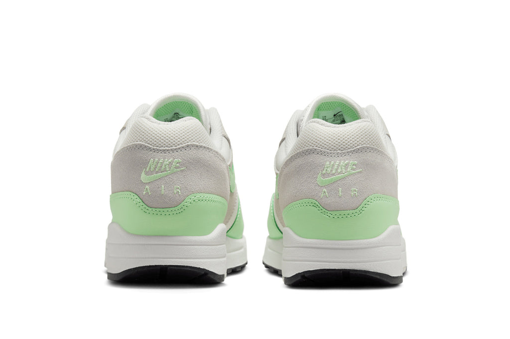Nike Air Max Essential "Vapour Green"