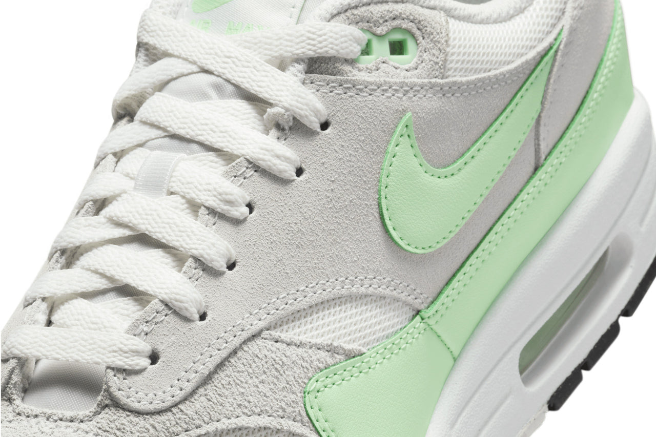 Nike Air Max Essential "Vapour Green"