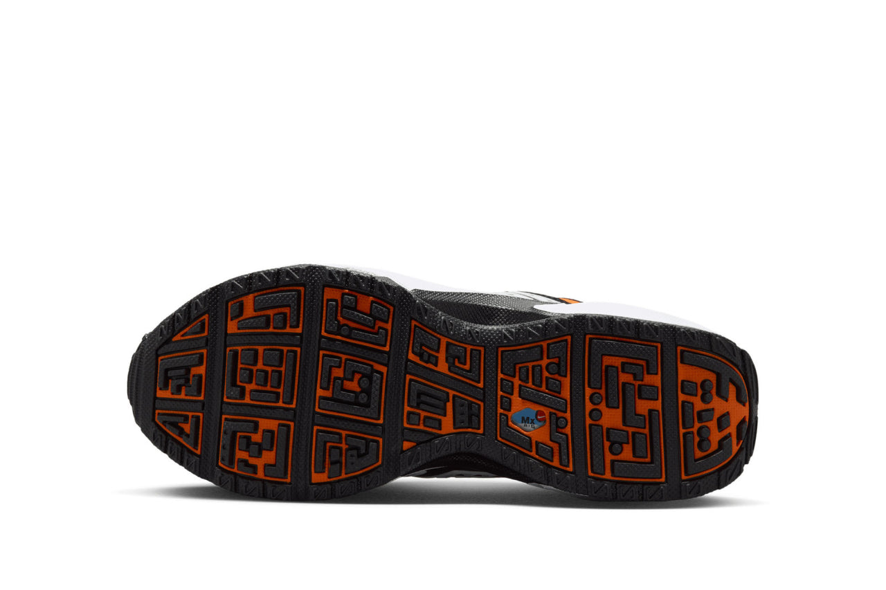 Nike Women's Air Max SNDR 'Safety Orange'
